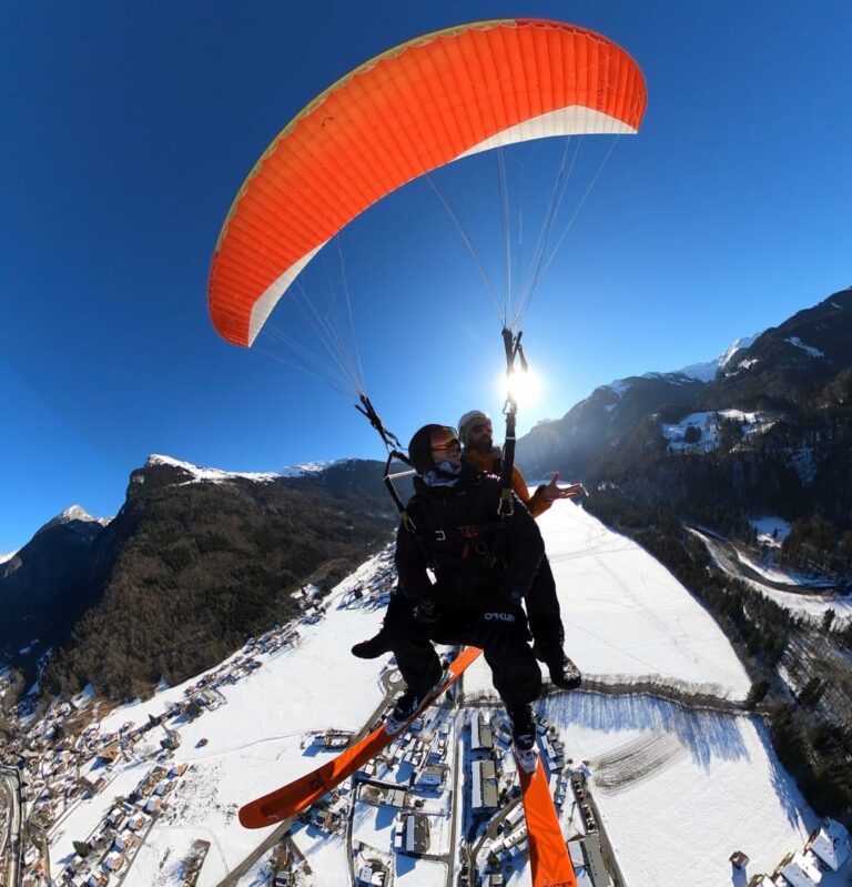 Les tontons volants vol en parapente en hiver